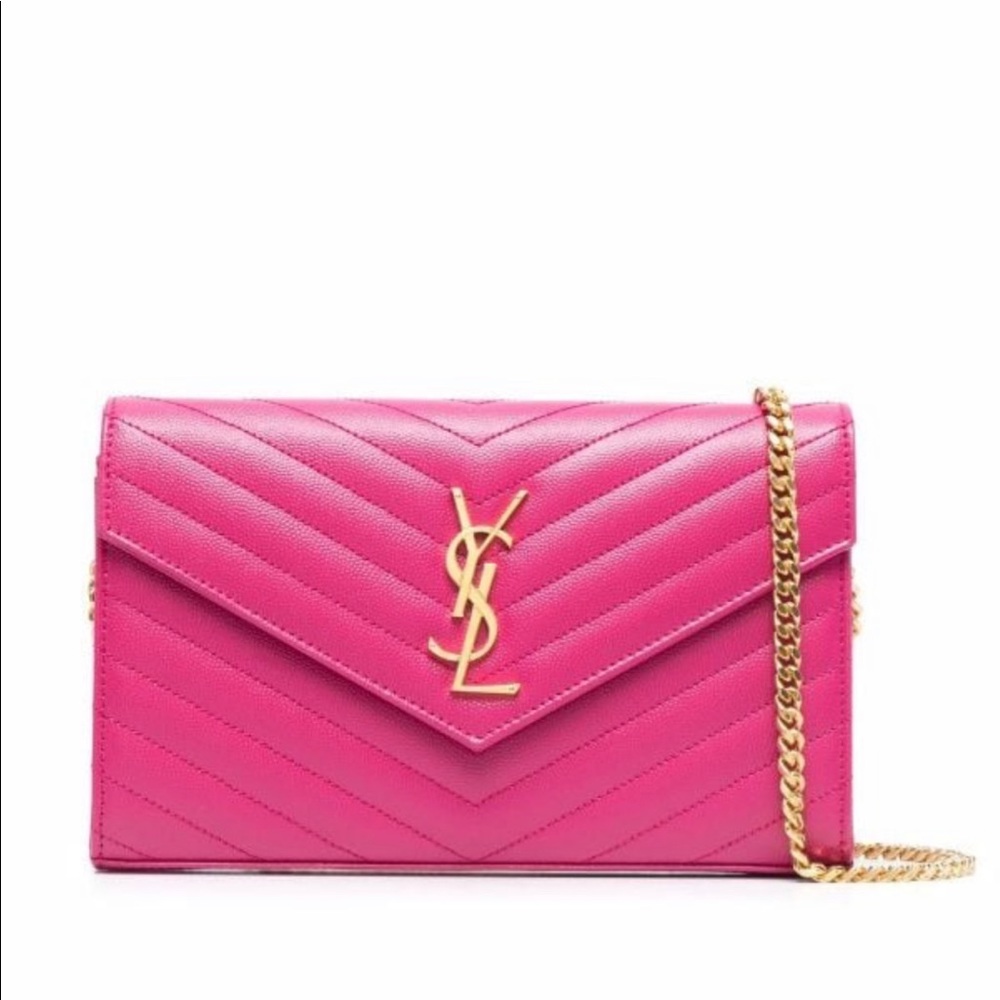 WOC BARELY USED ( only 1 or 2 times)comes with box and dust bag